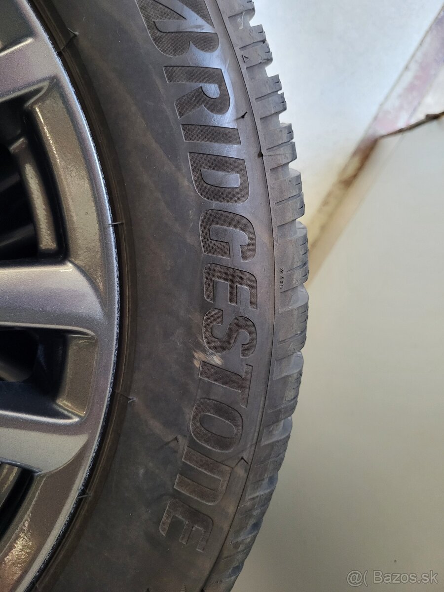 Zimné Bridgestone 225 55 r17