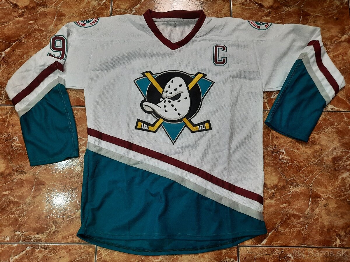 Anaheim Mighty Ducks - Paul Kariya