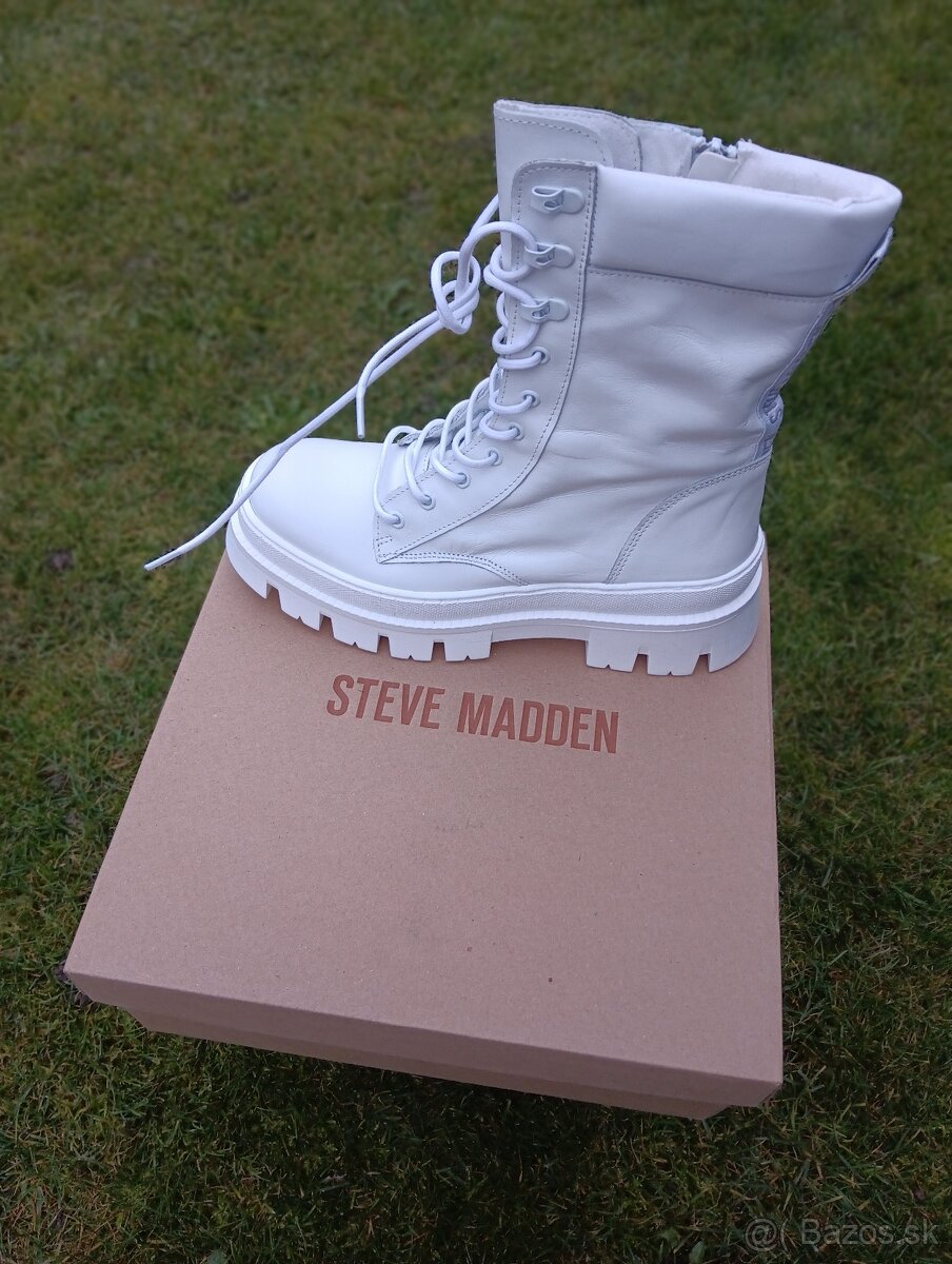 STEVE MADDEN