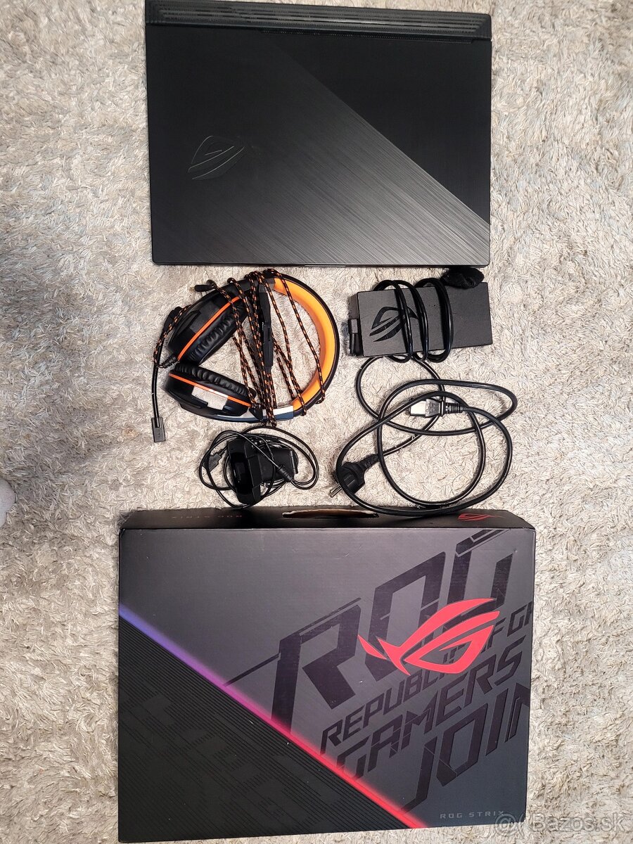 Asus ROG Strix G G731GU-EV032T, čierny