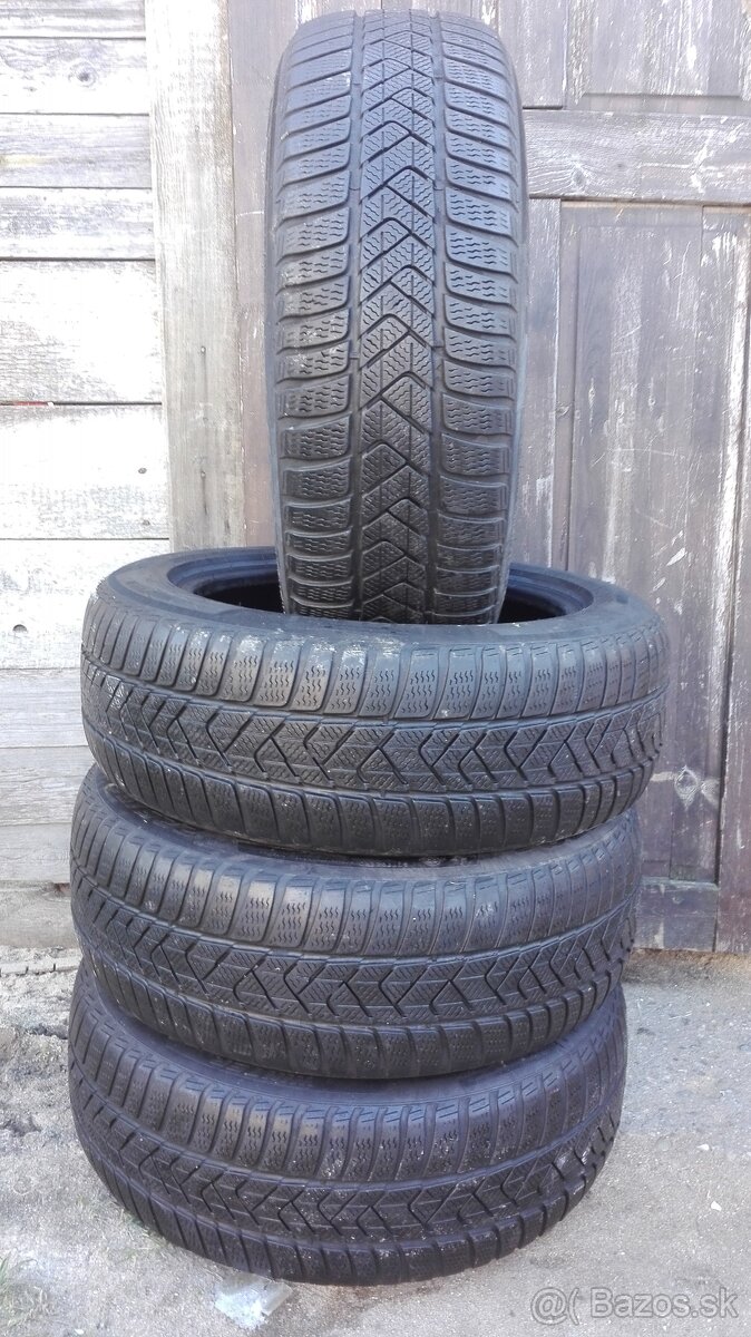 Predám 4 jazdené zimné Pirelli Sotto 225/55 R17