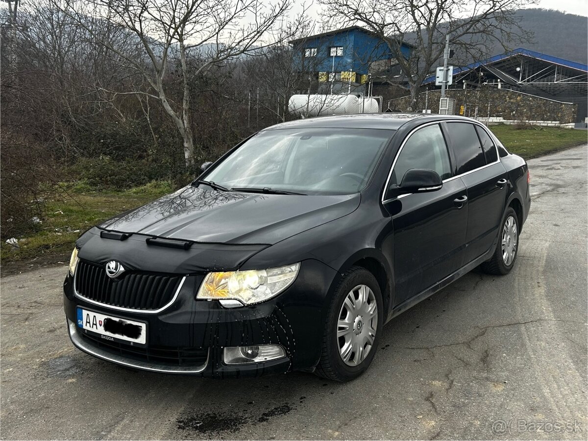 Predam škoda superb II 2.0 TDI 103 kw rok 2009