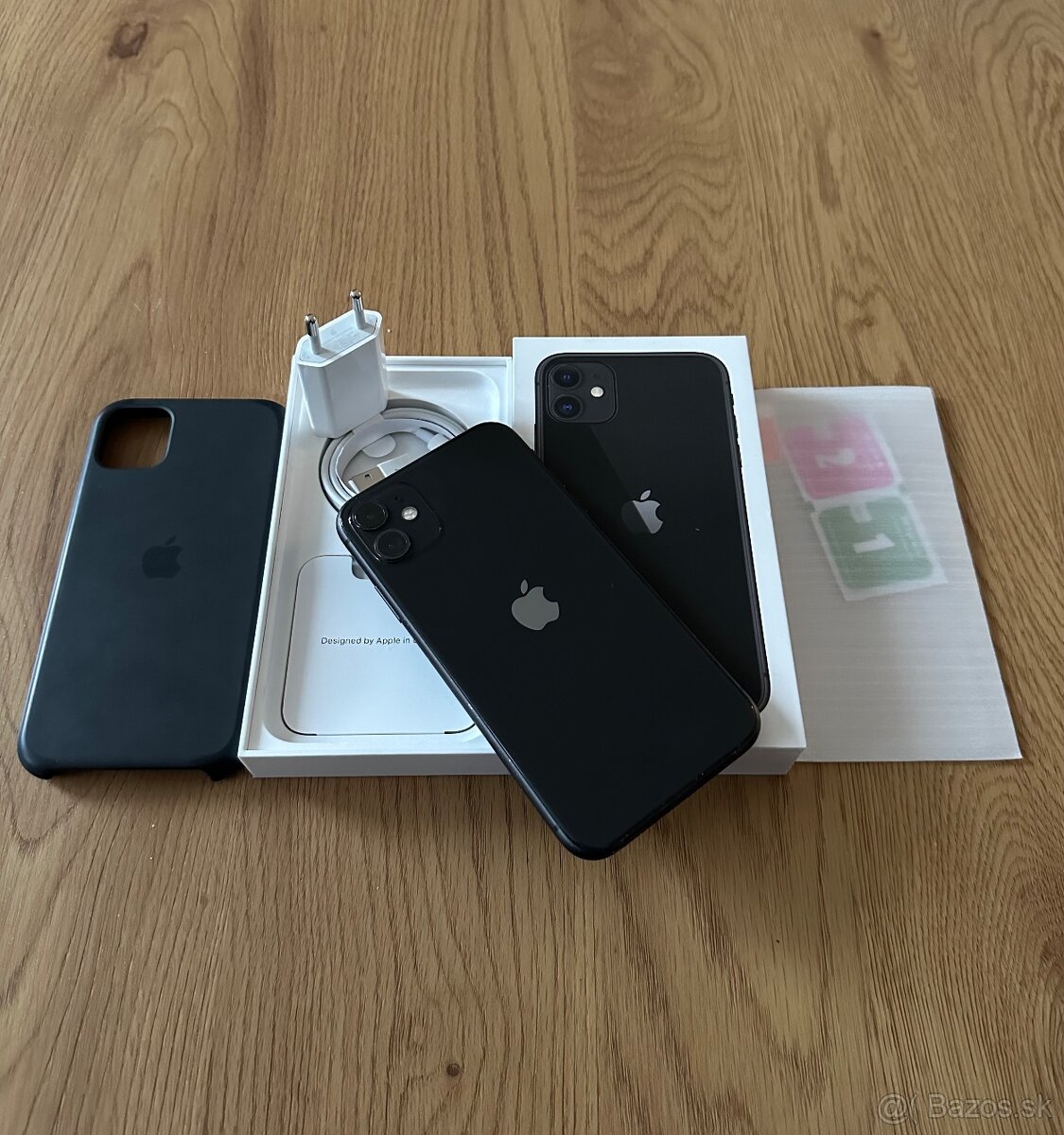 iPhone 11 128 gb black - komplet príslušenstvo , zaruka