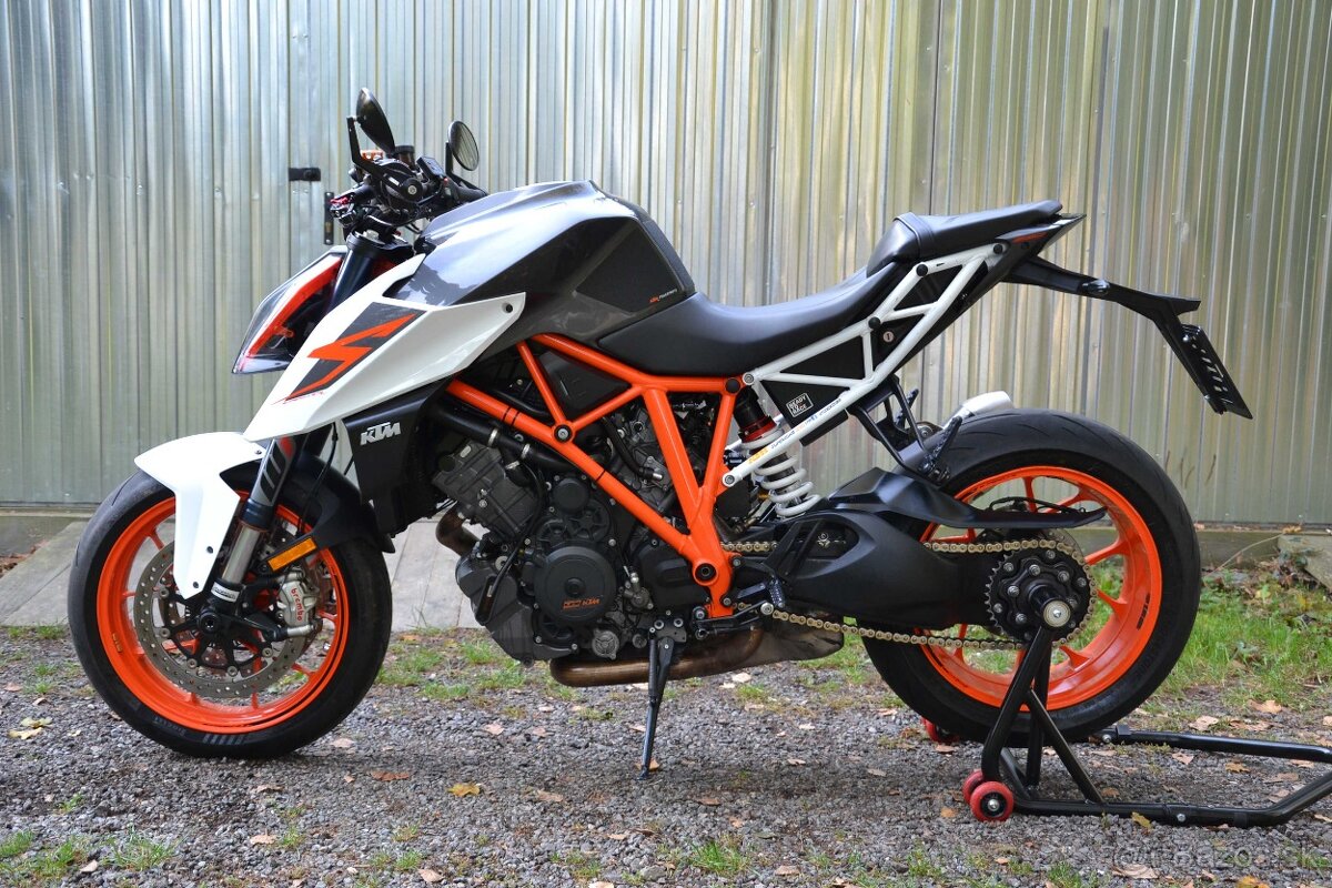 KTM 1290 SUPER DUKE R