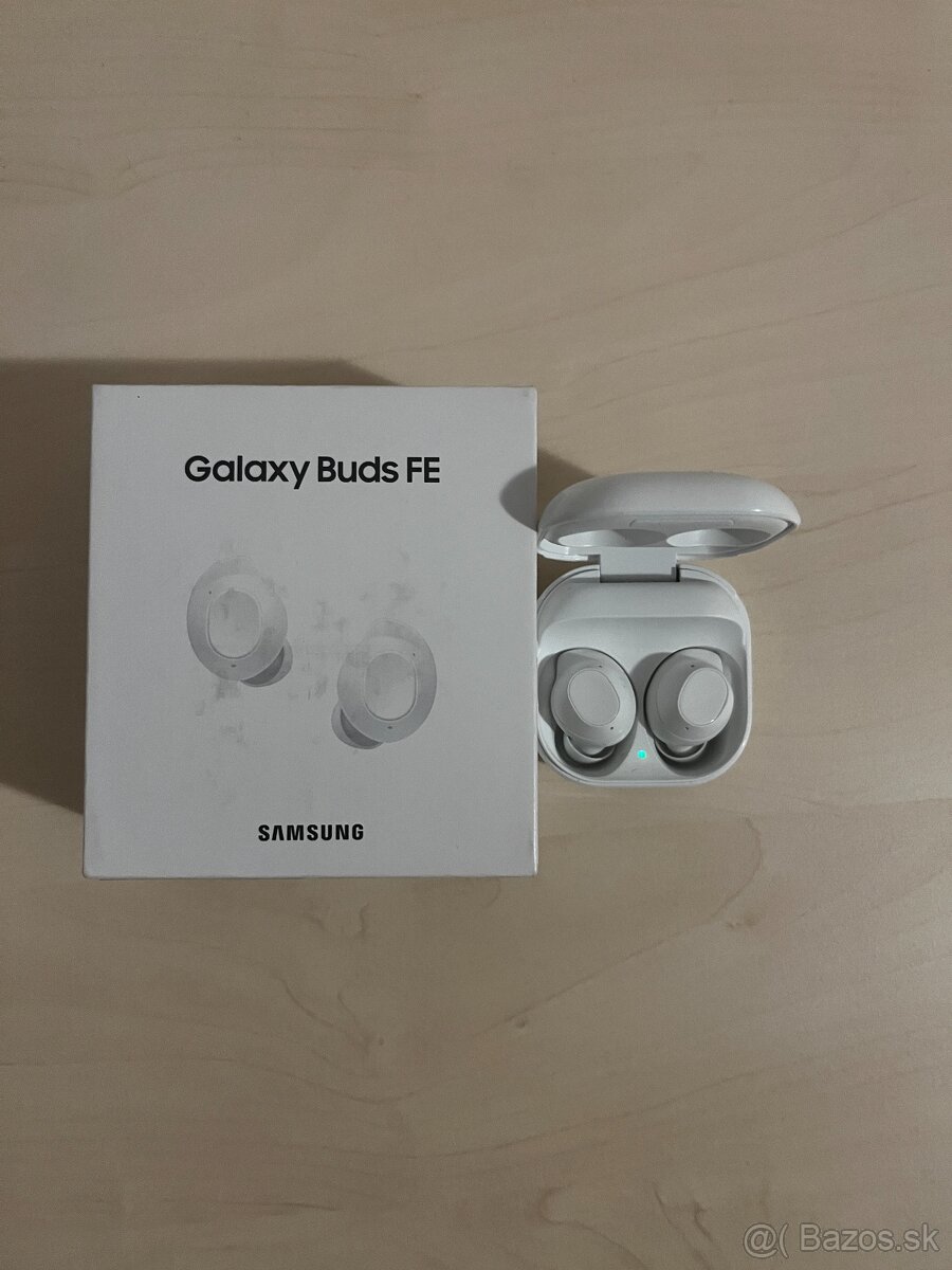 Samsung Buds FE-Biele