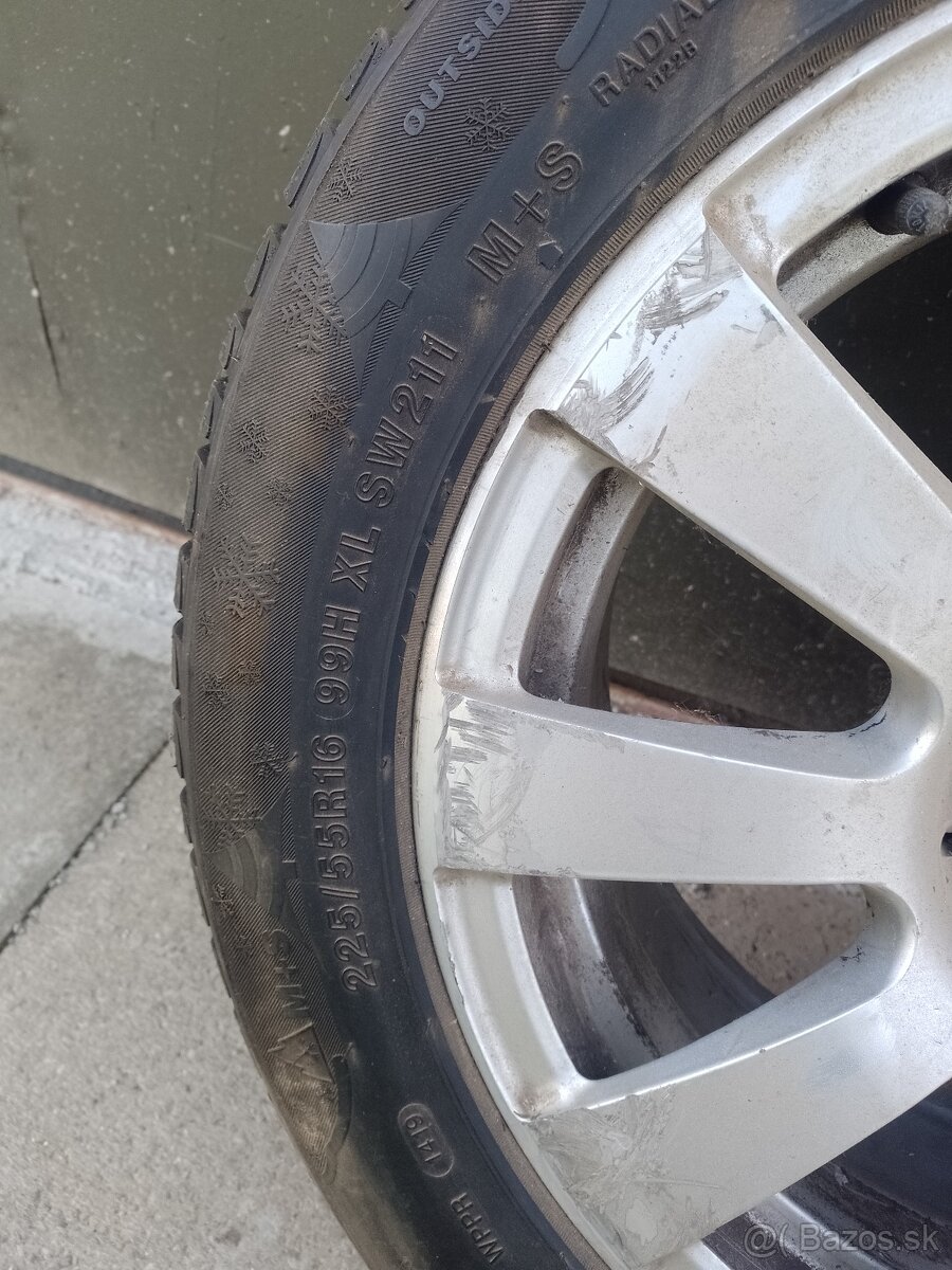 Predám pneumatiku 225/55r16-99h