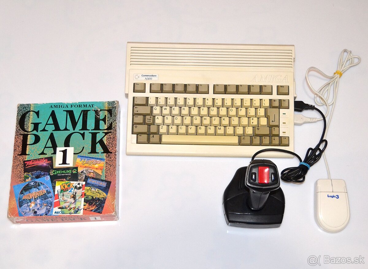 Commodore Amiga 600 + Amiga Fornat Game Pack 1