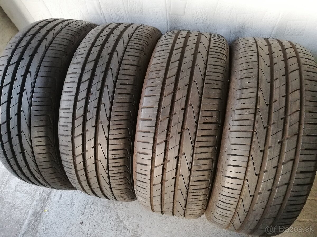 235/55 r18 letné pneumatiky Hankook na SUV 7-7,5mm