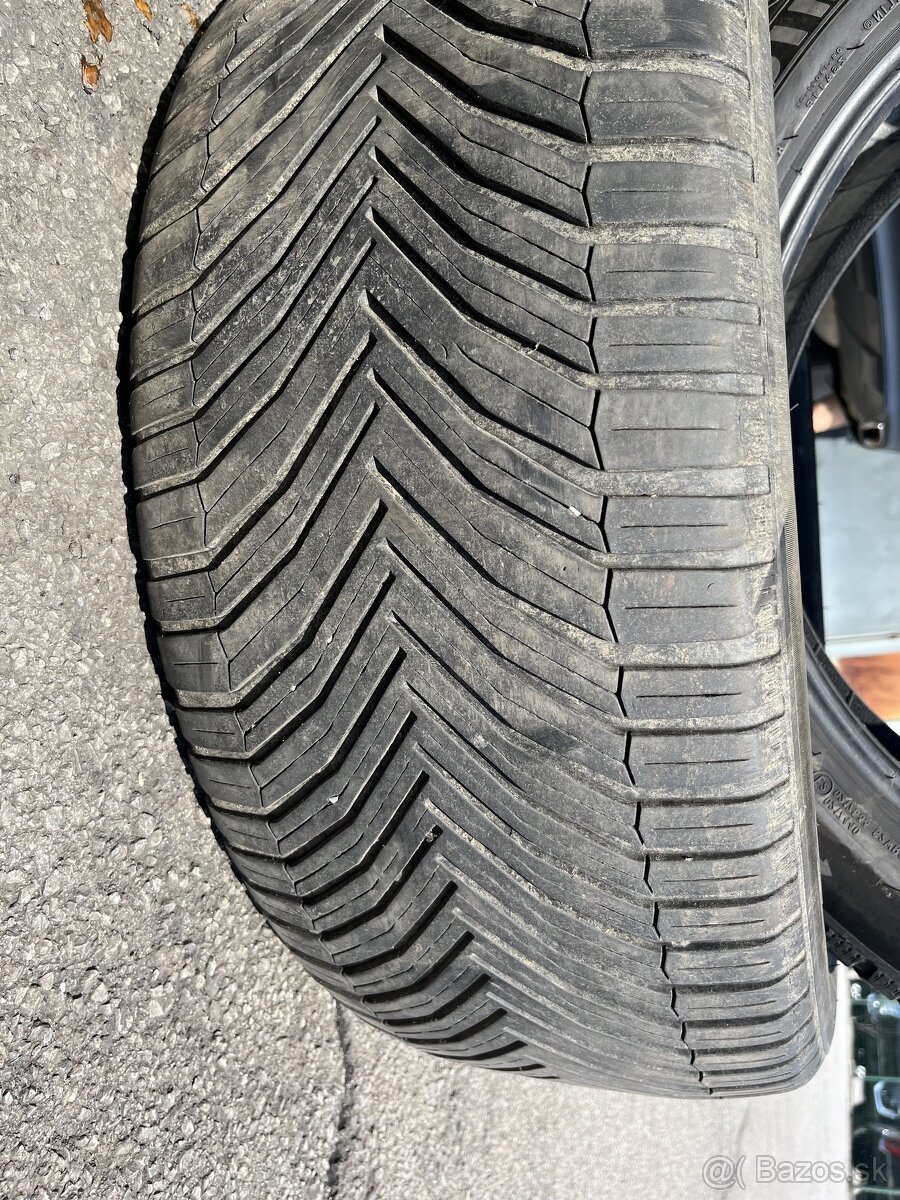 Gumy Celoročne Michelin CrossClimate 265/45 R20