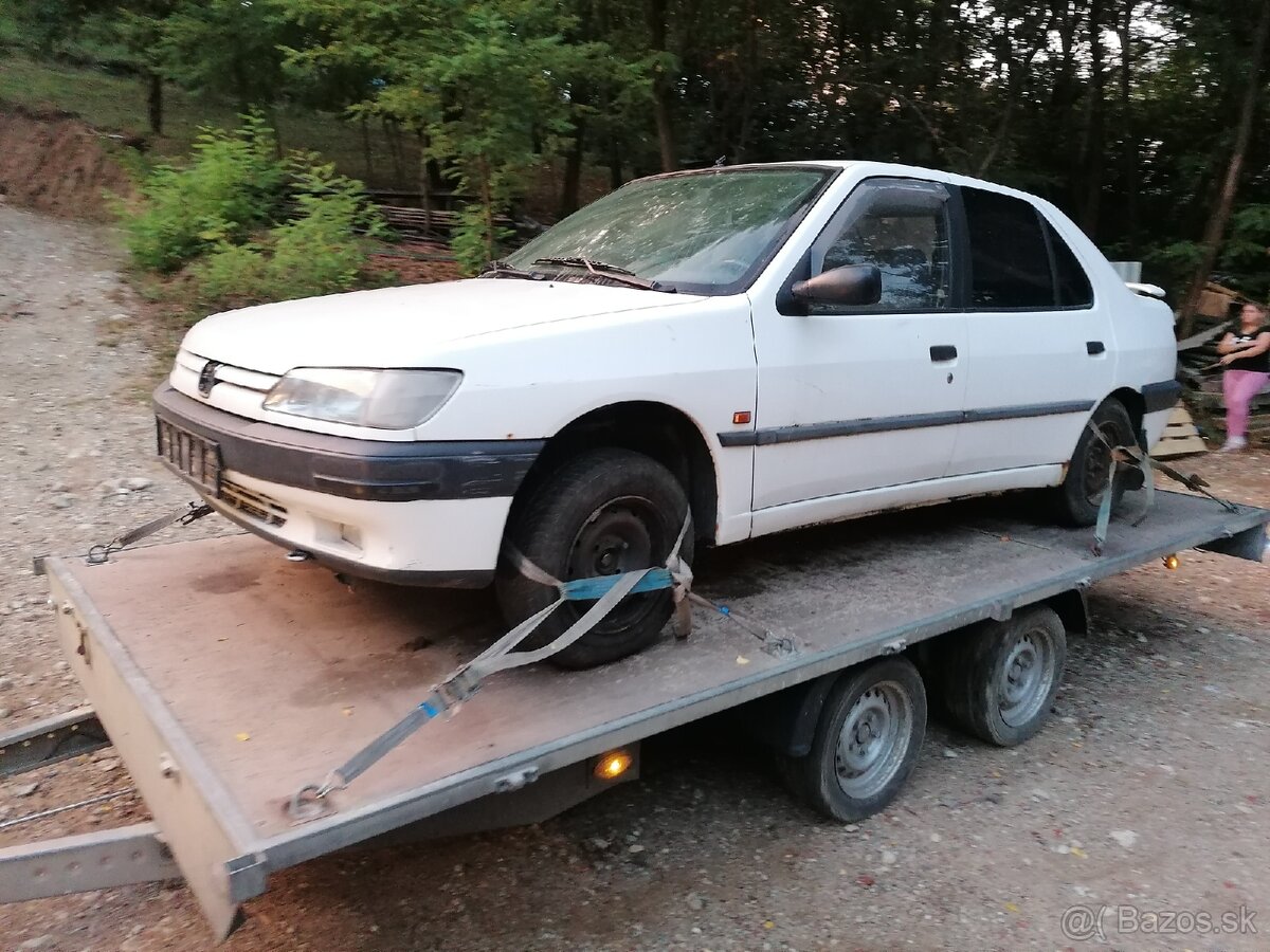 Rozpredám Peugeot 306 1993