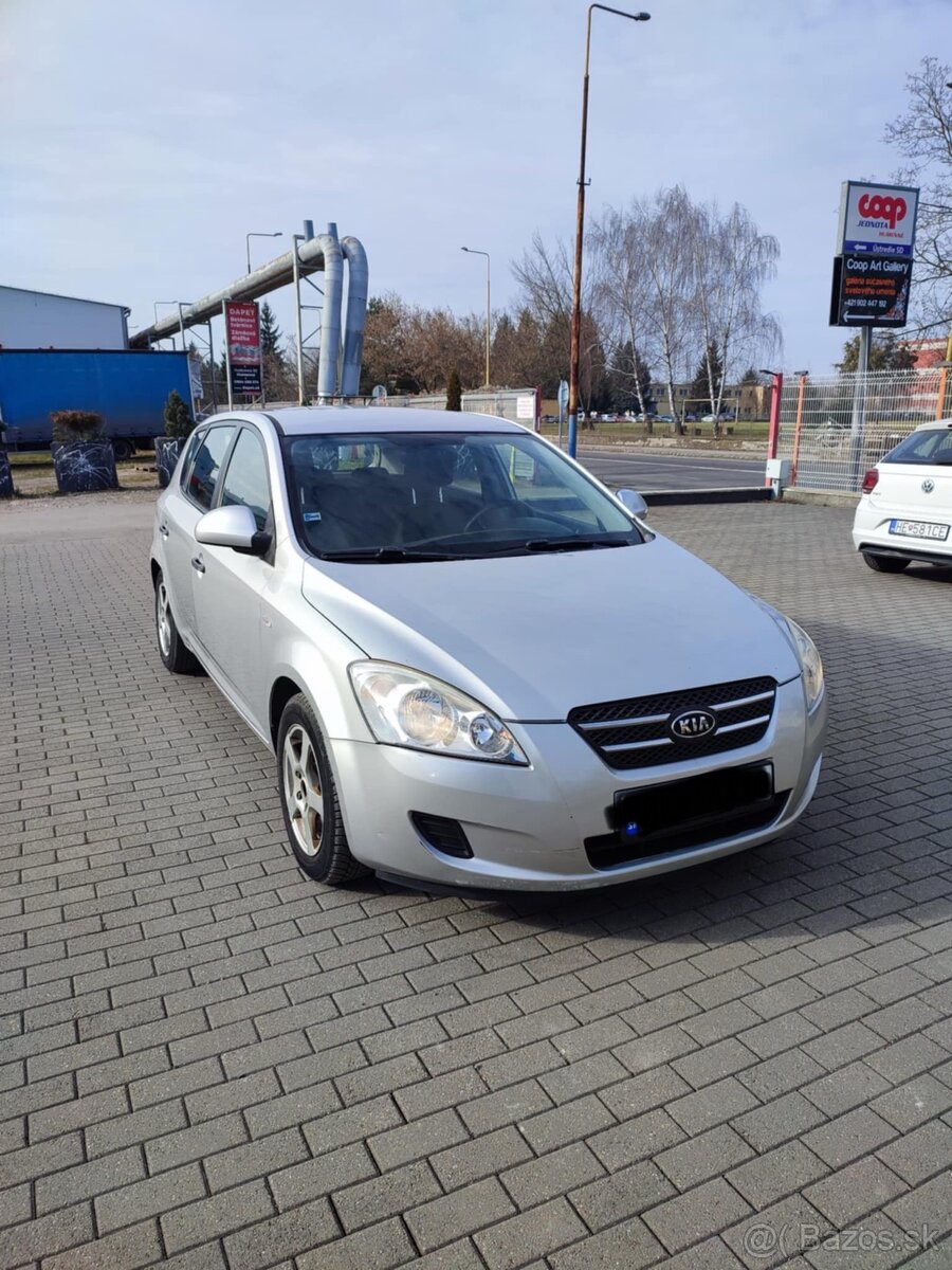 REZERVOVANÉ Kia Ceed 1.6 crdi 66kw