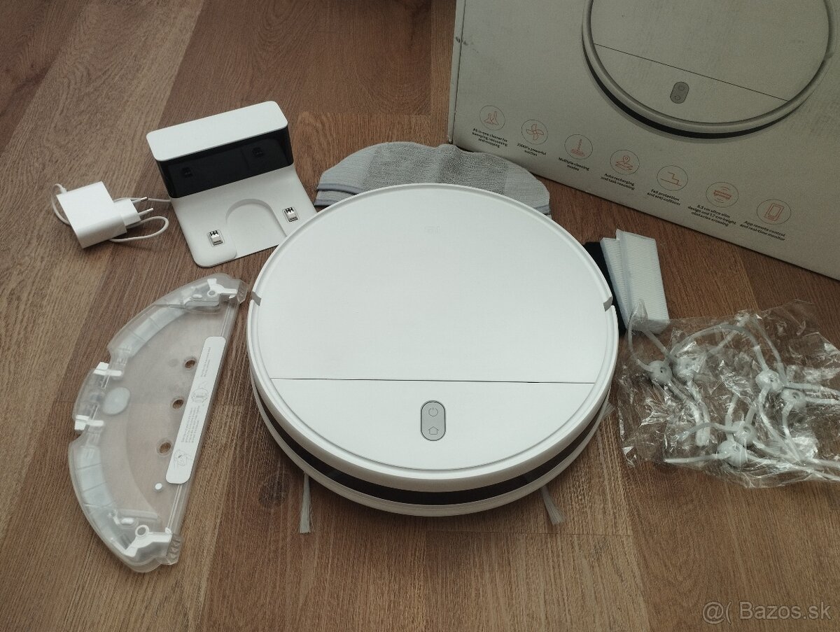 Robotický vysávač Xiaomi Mi Robot Vacuum Mop Essential