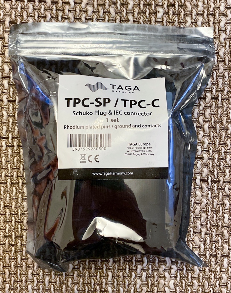 "TAGA Harmony" Schuko Plug & IEC Connector Set