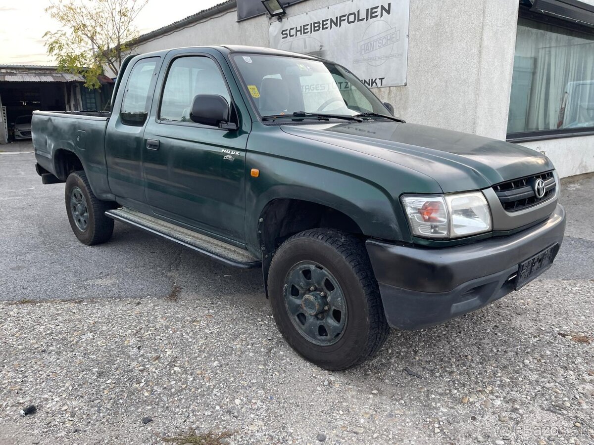 TOYOTA HILUX 2,5 DIESEL 4X4 KLÍMA