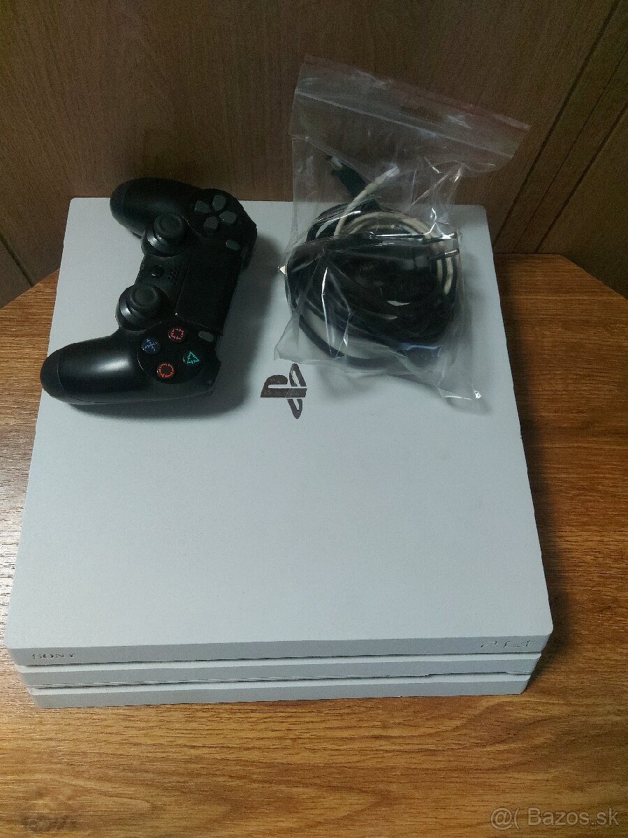 SONY PS4 PRO