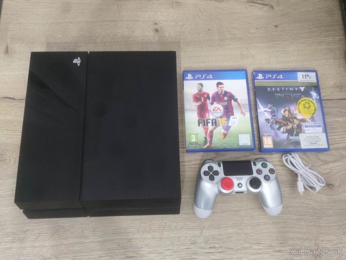 Predám Playstation 4 + hry