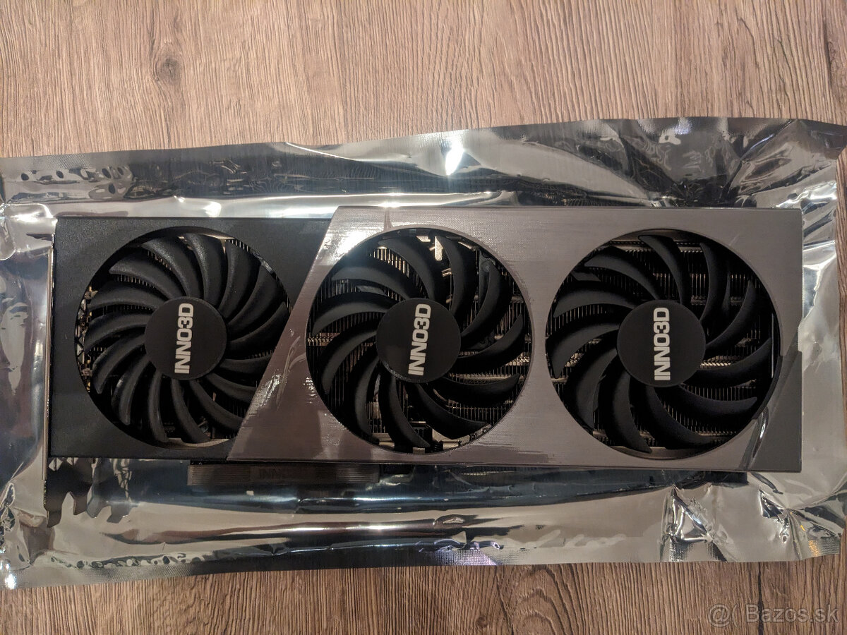 Inno3D GeForce RTX 4070 Ti X3 12G