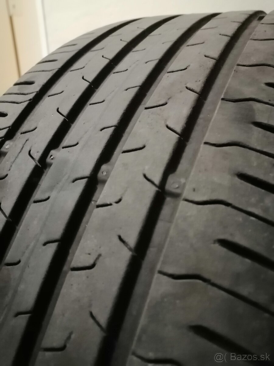 235/55 R 18 XL