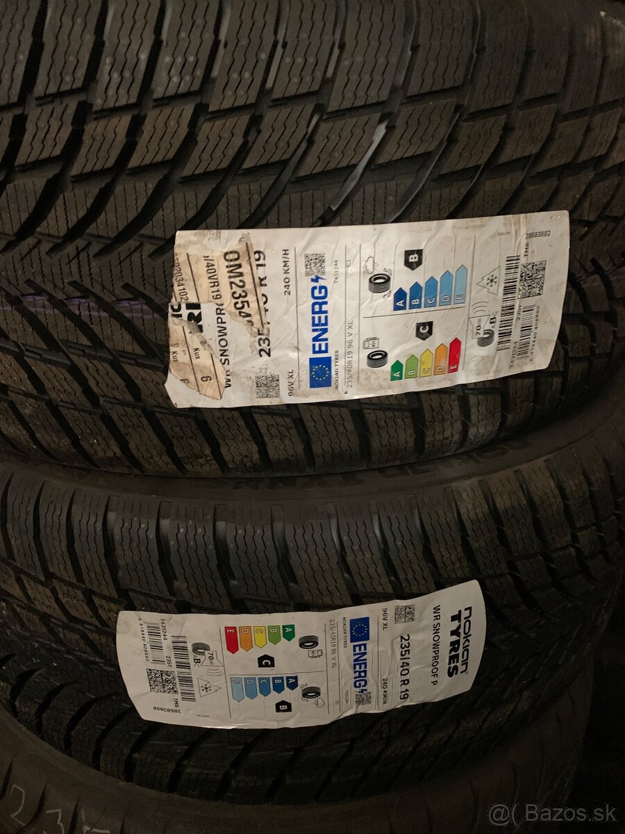 235/40 R 19 zimné