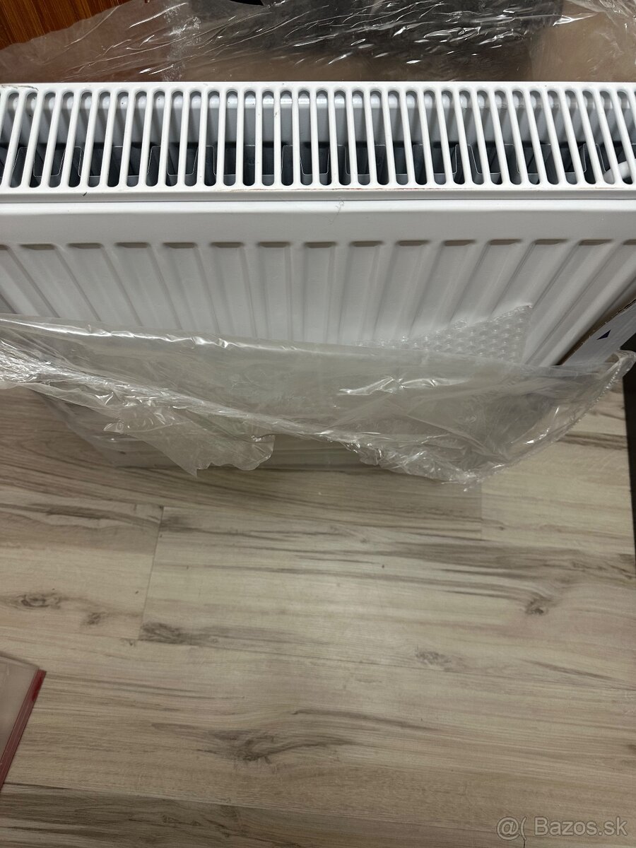 Radiator 22x600