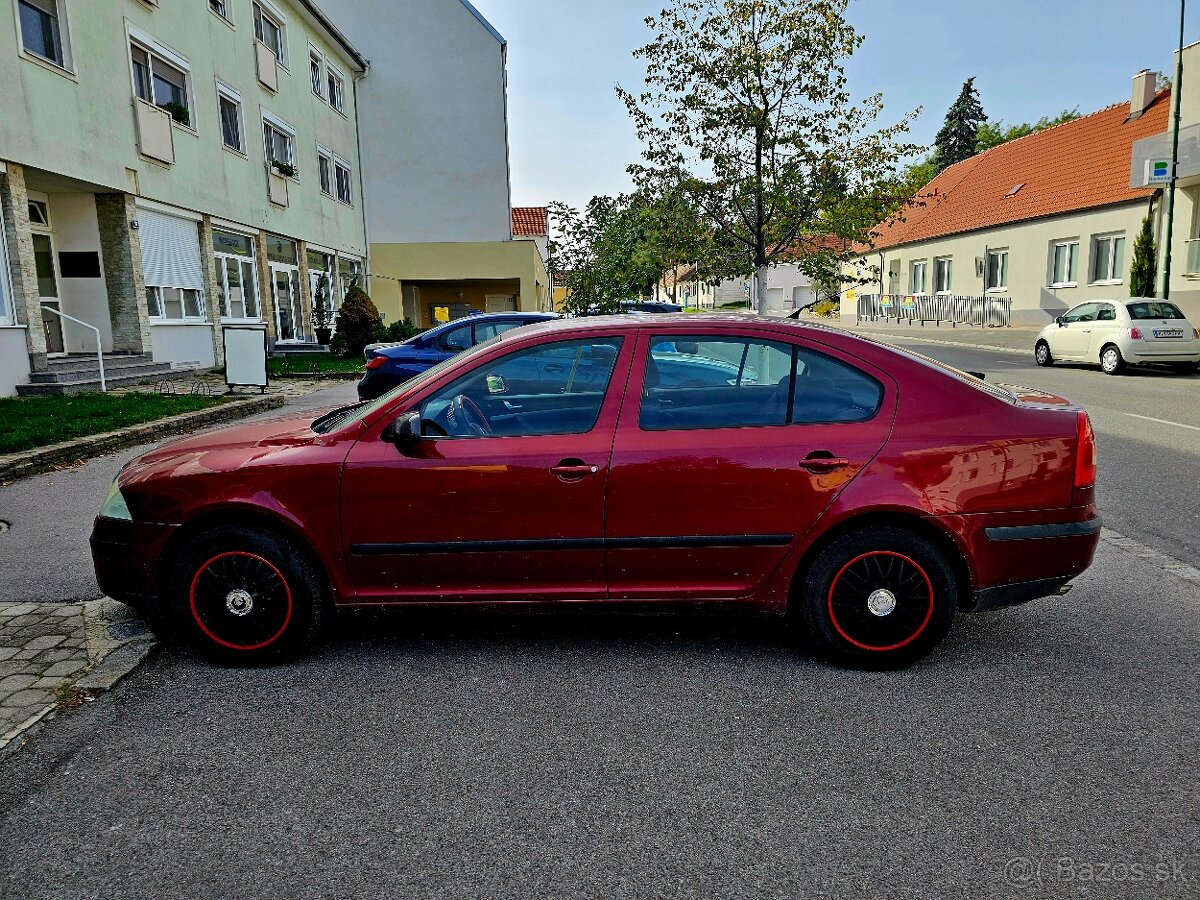 Škoda octavia benzín rok 2005