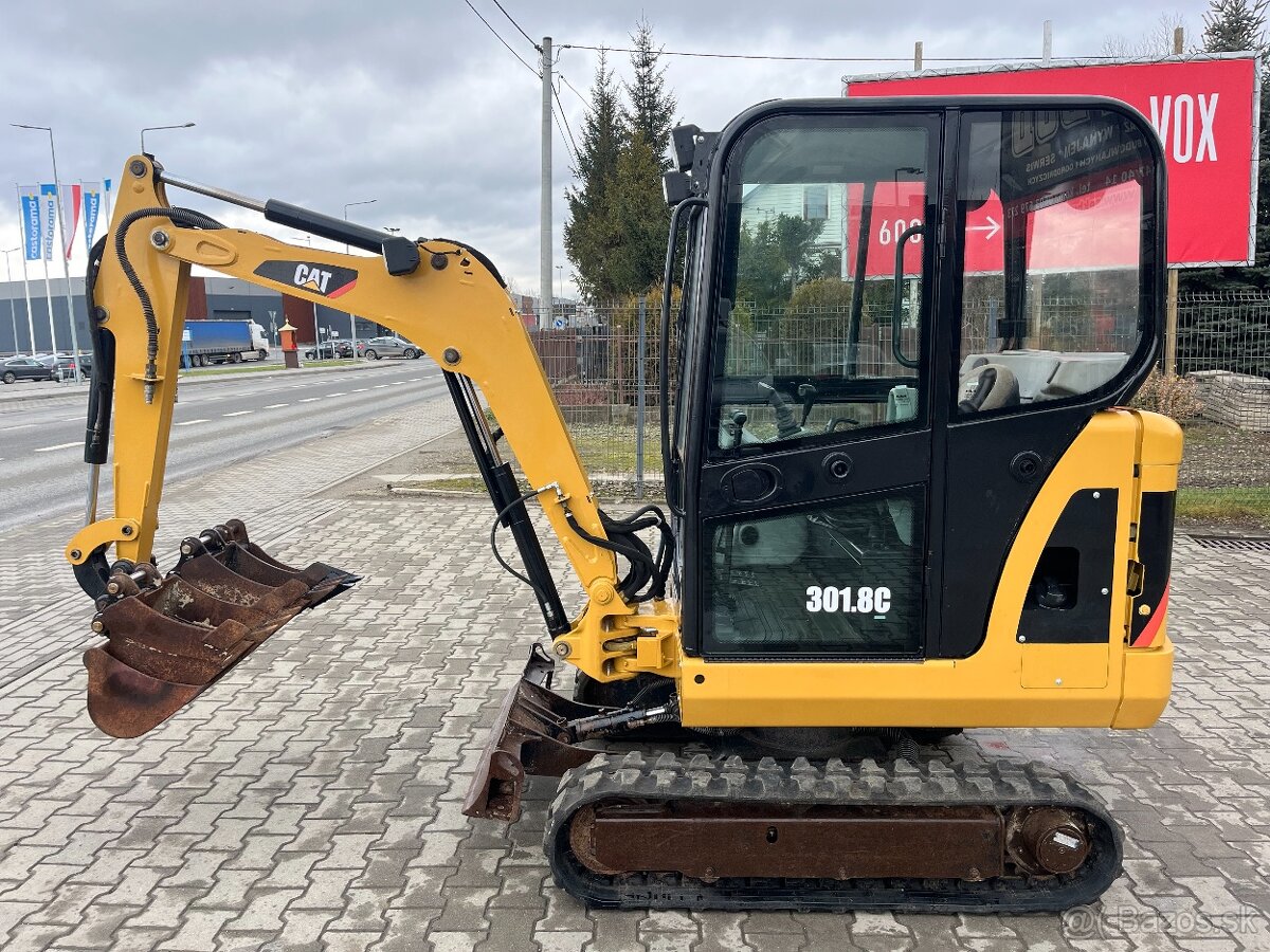 Minibager minirypadlo CAT 301.8 C, Kubota JCB Terex Takeuchi