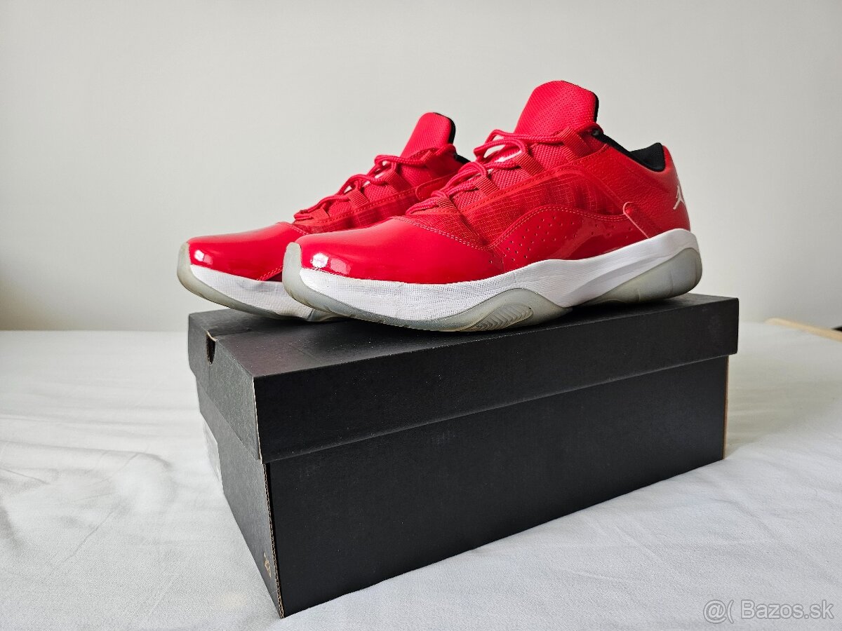 Air Jordan 11 CMFT Low University red, veľkosť 46