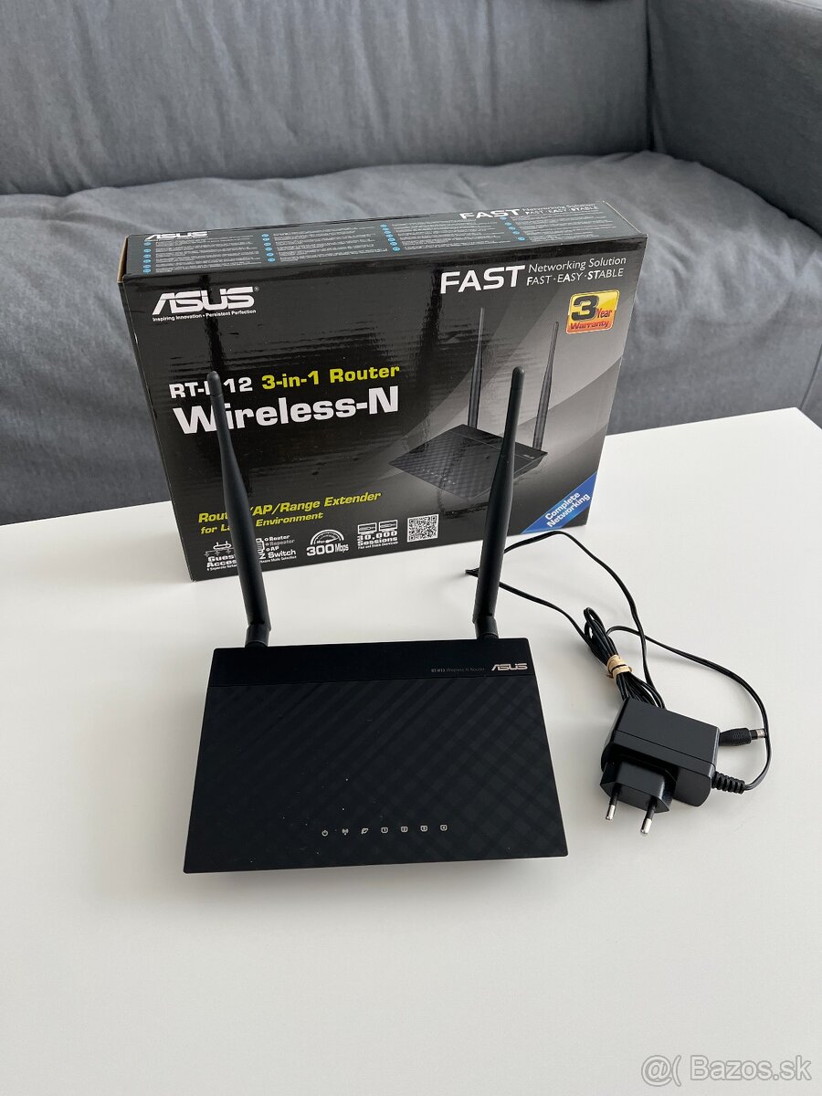 Router ASUS RT-N 12