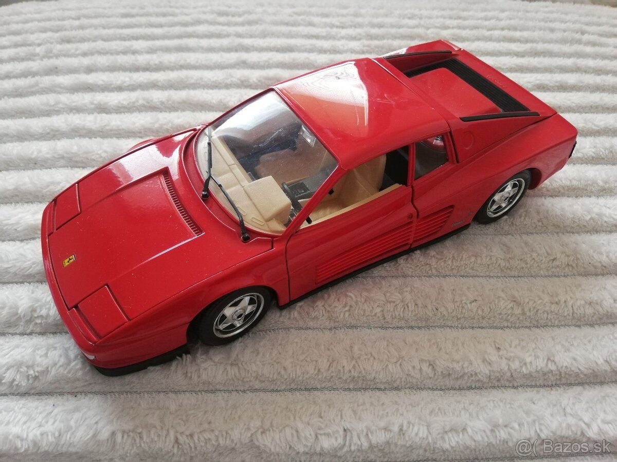 1:18 FERRARI Testarossa poskodena strecha