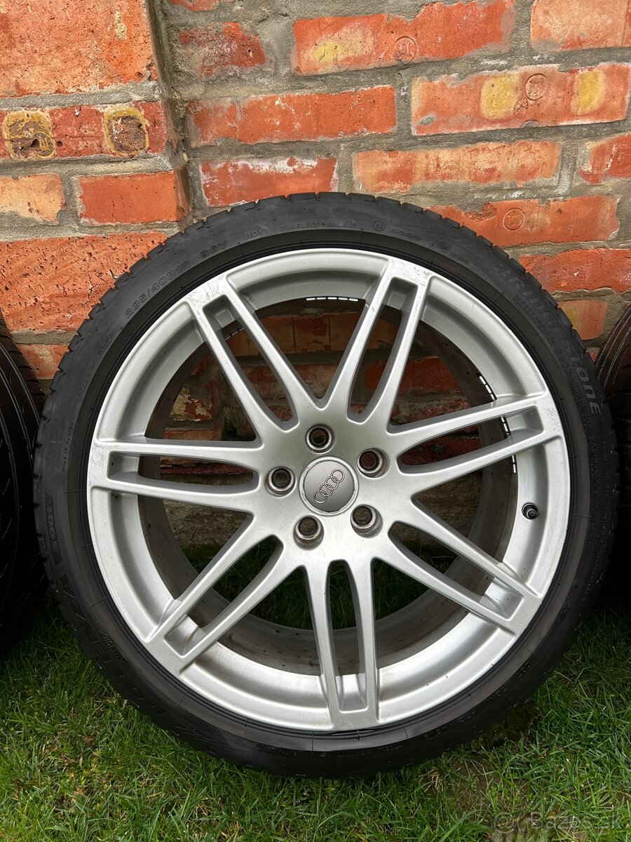 Audi Speedline R19 5x112