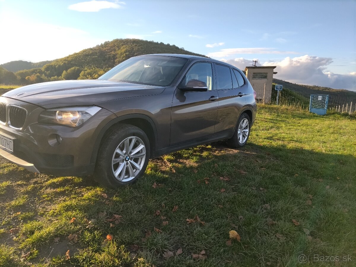 BMW X1 xDrive 2012