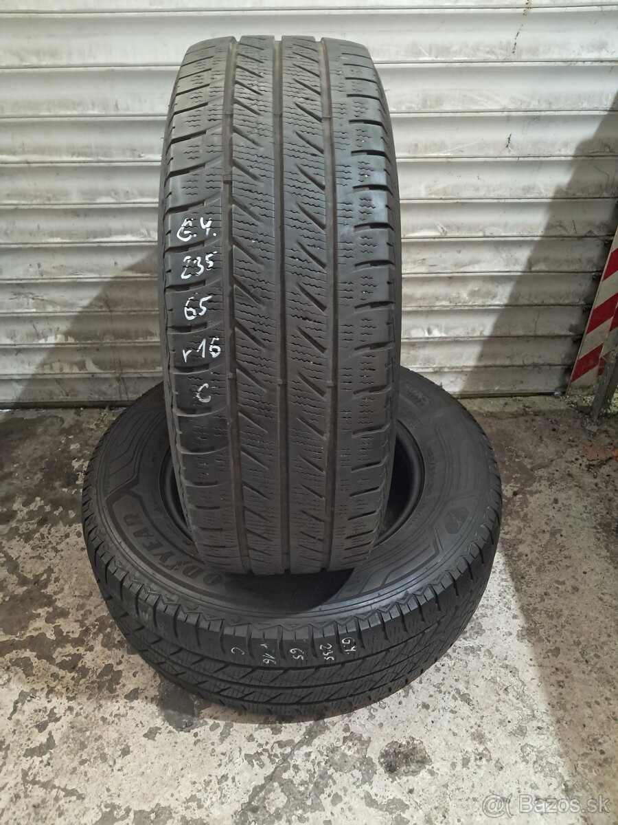 Goodyear celoročné 235/65/R16 C