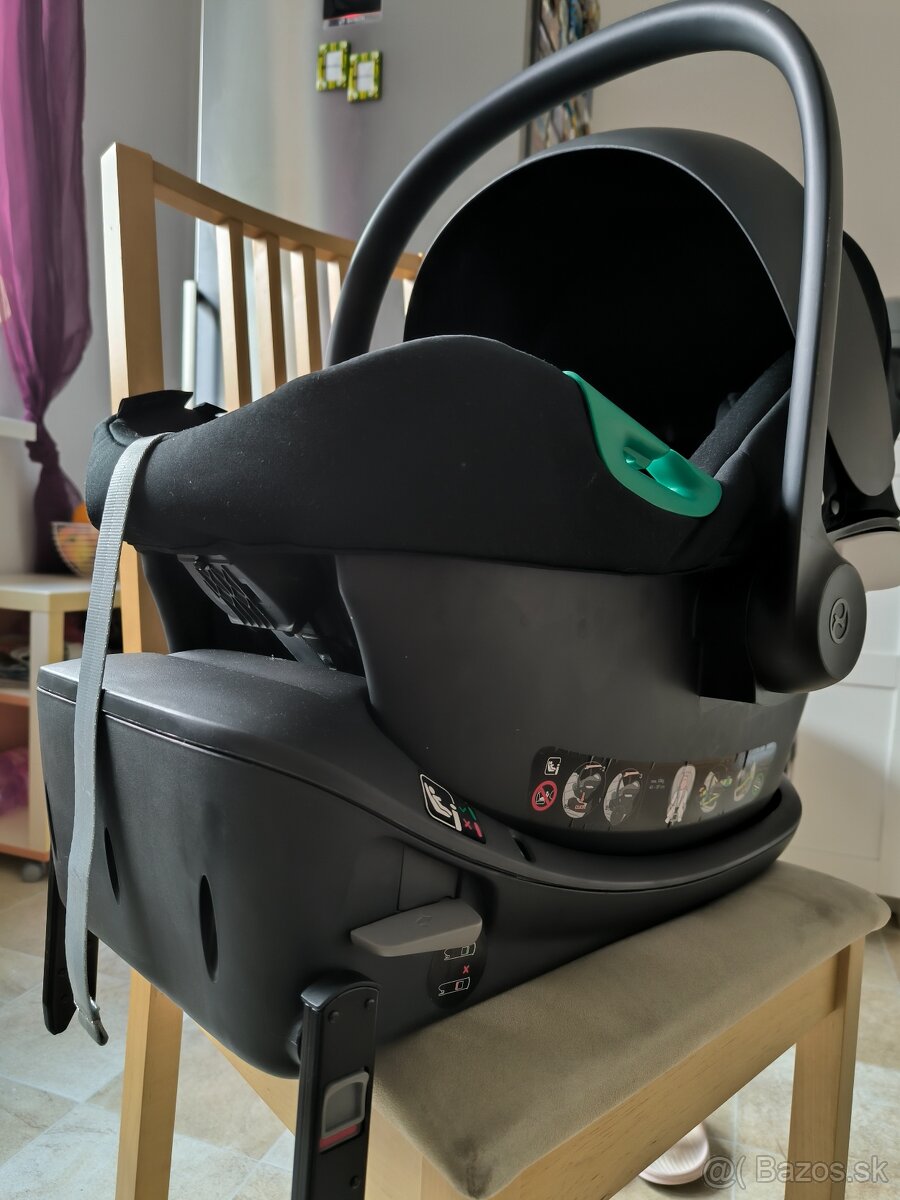 Autosedačka Cybex Aton B2 i-size + izofix