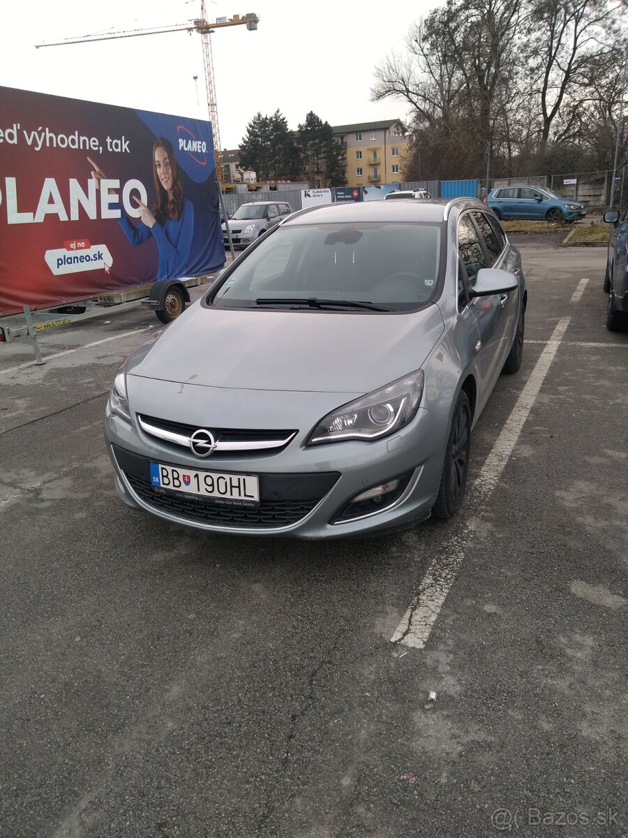 Opel astra J sports tourer