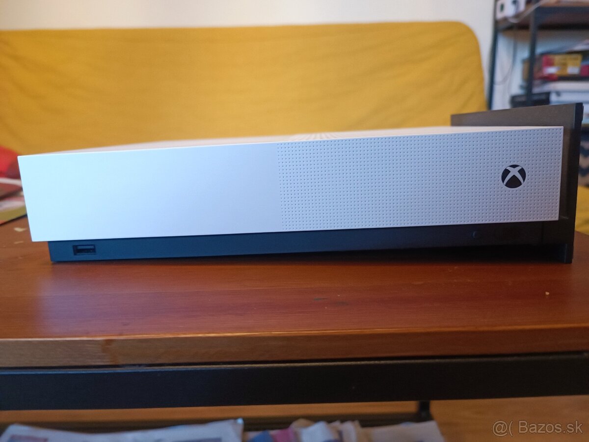 Xbox One S 1 TB