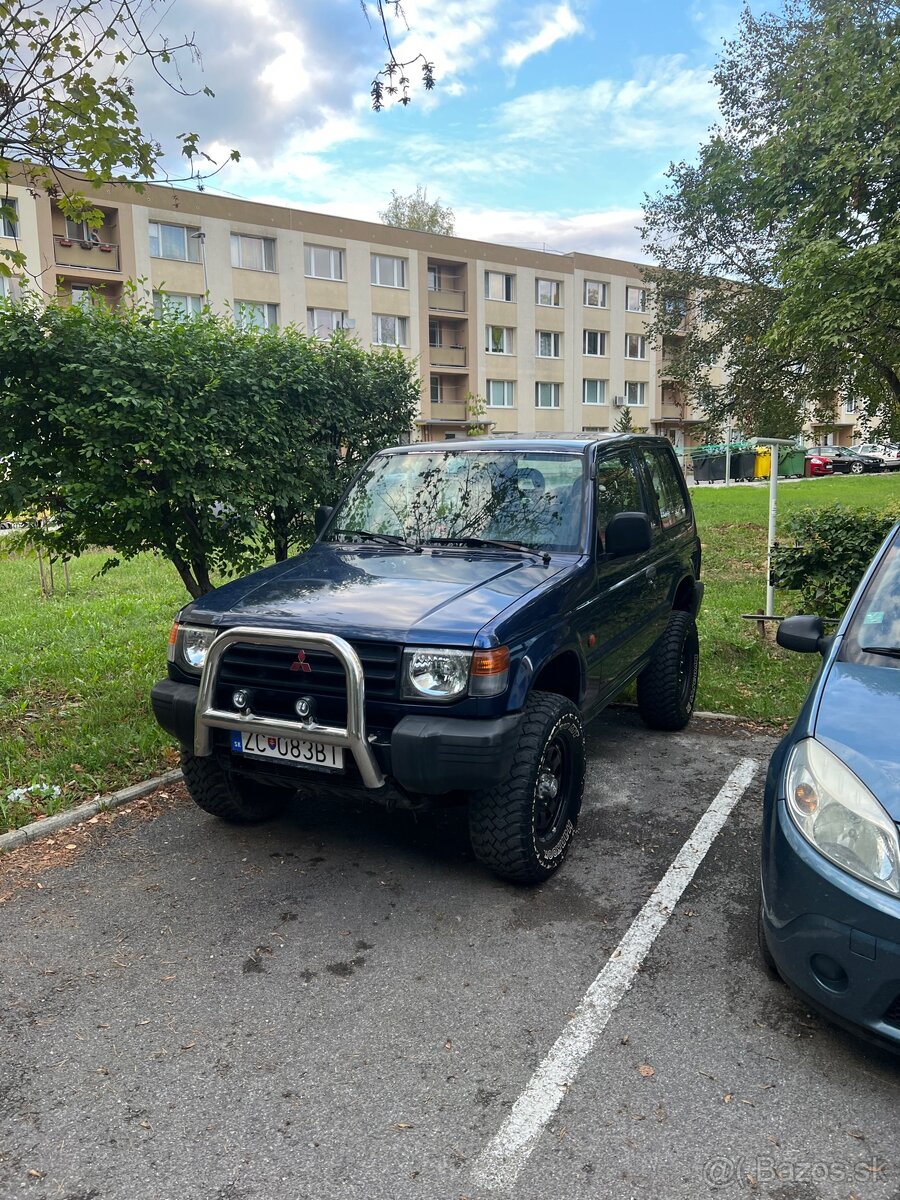 Mitsubishi Pajero 2.5 TD