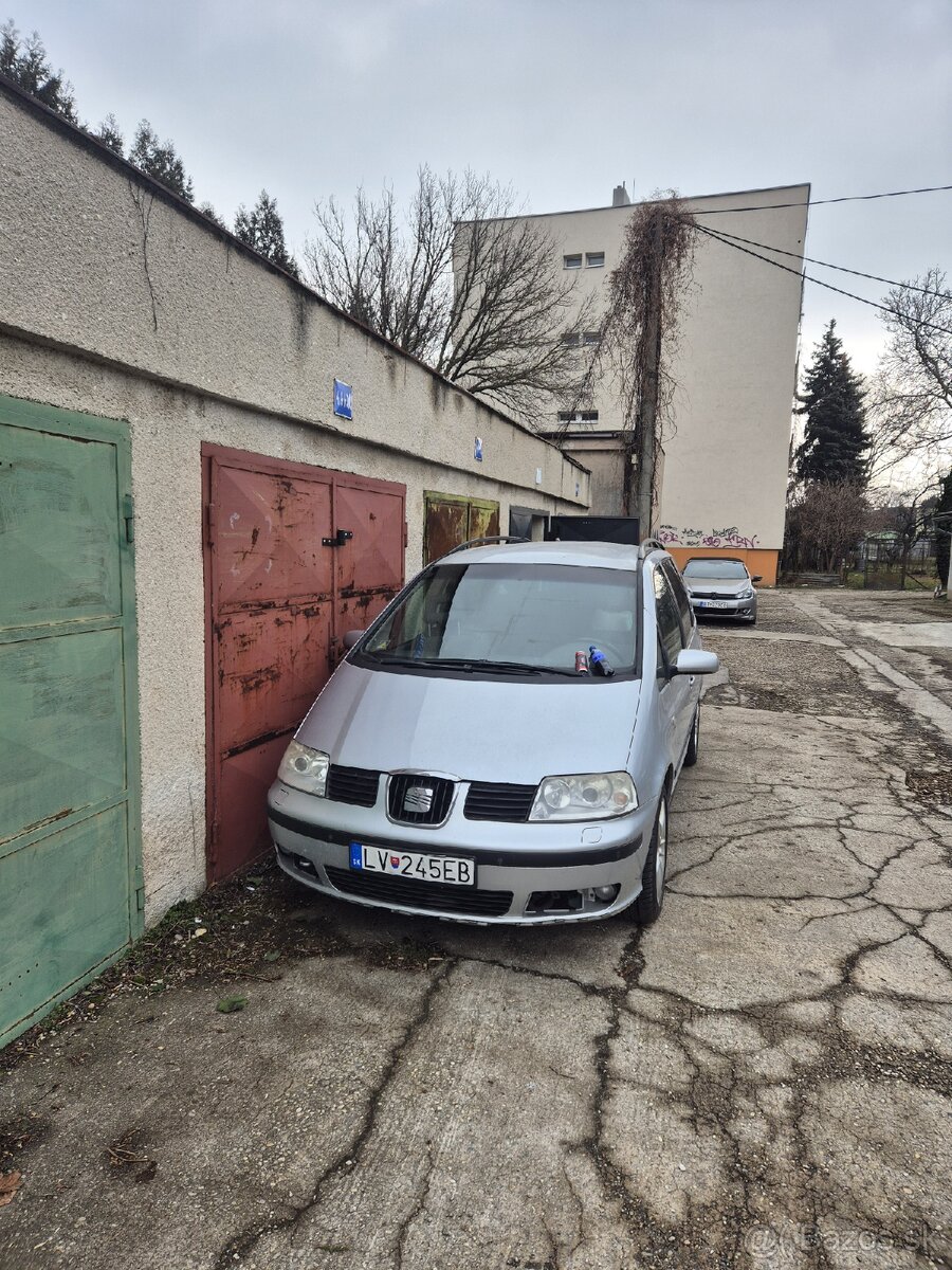 Seat Alhambra 2.0 TDI (BRT)