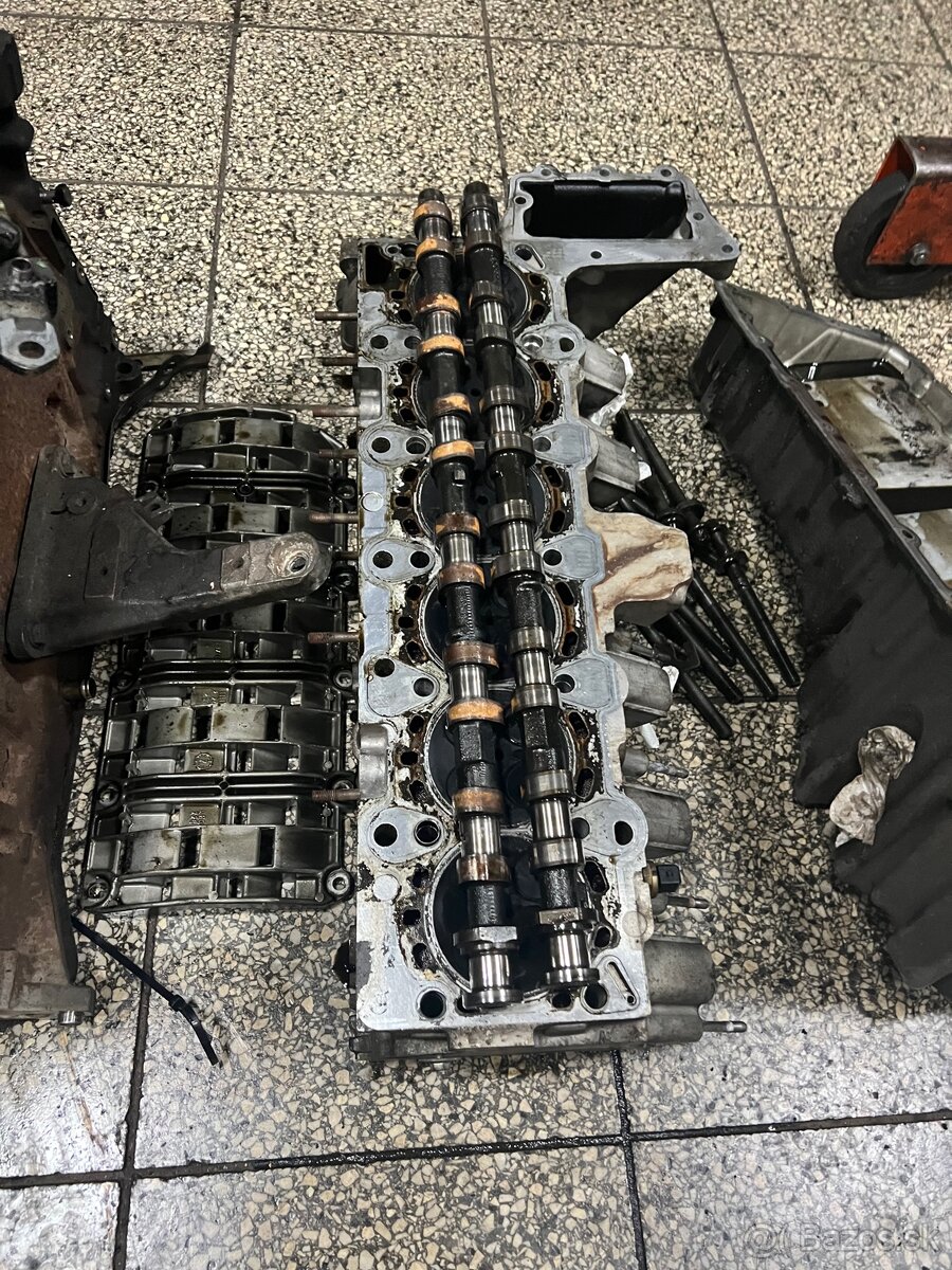 BMW E46 330d motor