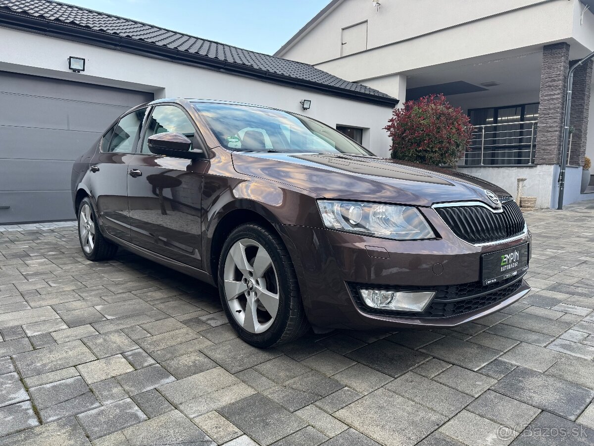 ŠKODA OCTAVIA 3 1.6 TDI 77KW DSG AMBITION SEDAN