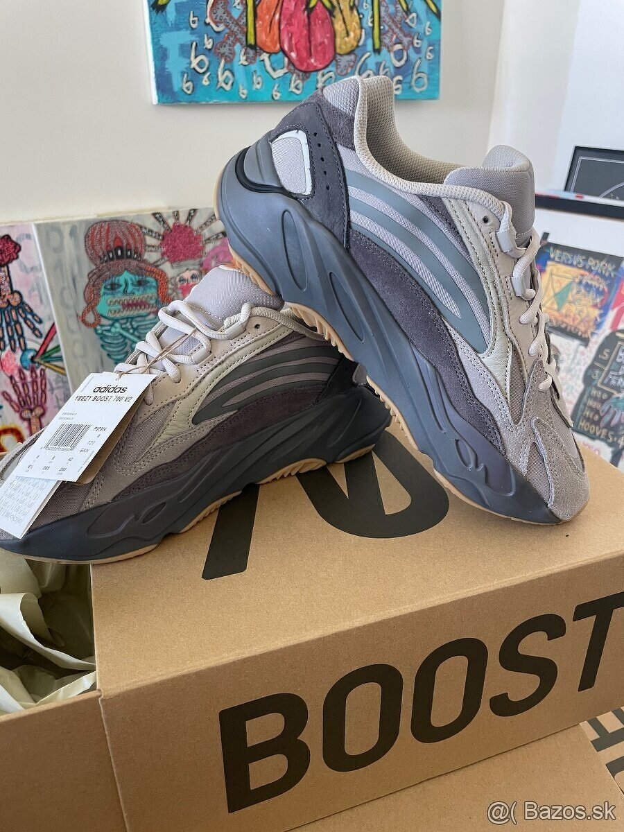 Yeezy Boost 700 v2 Tephra