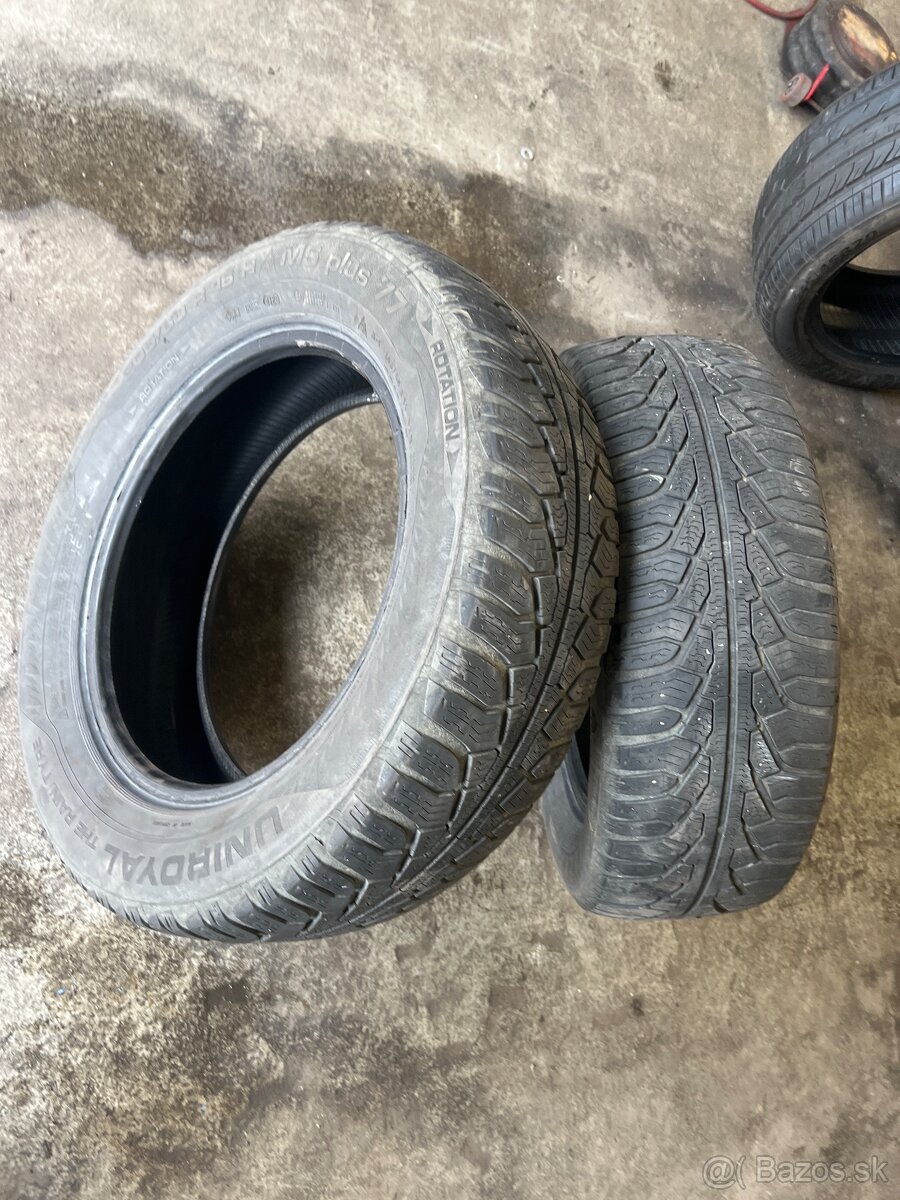 Predam 2 kusy zimneho pneu 205/60 R16H uniroyal