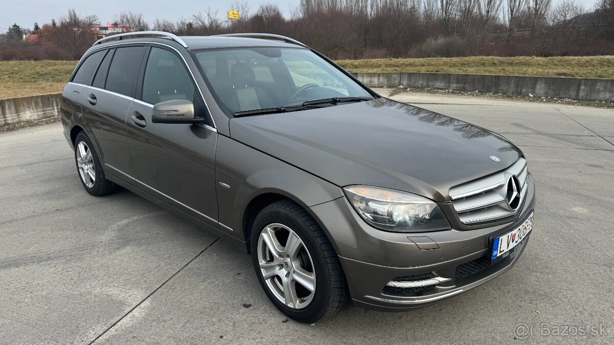 Mercedes Benz C trieda T 180 CGI BlueEFFICIENCY