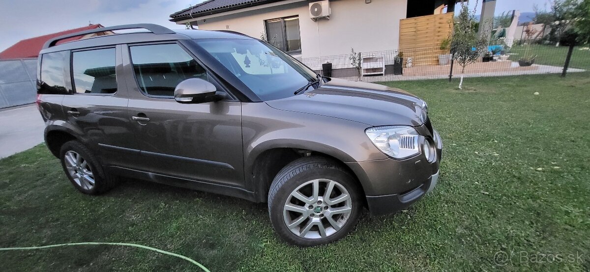 ŠKODA YETI ELEGANCE 2.0 TDI CR  DSG 2013 GB