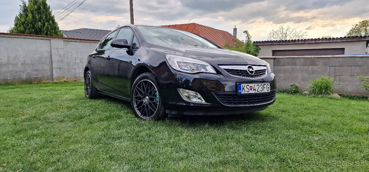 Opel Astra J 1.7 CDTI 81kW