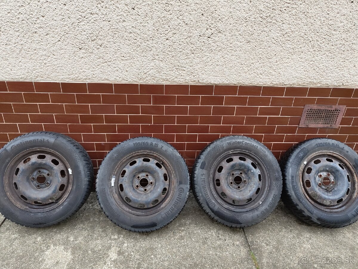 Predam zimne kolesa 195/65R15 s pneu Continental WinterConta