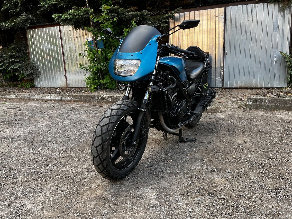 Kawasaki gpz500