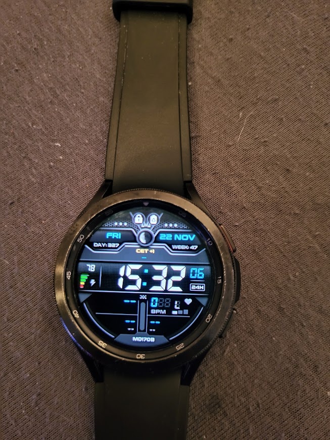 Predám hodinky Samsung Galaxy Watch 4 Classic 46mm