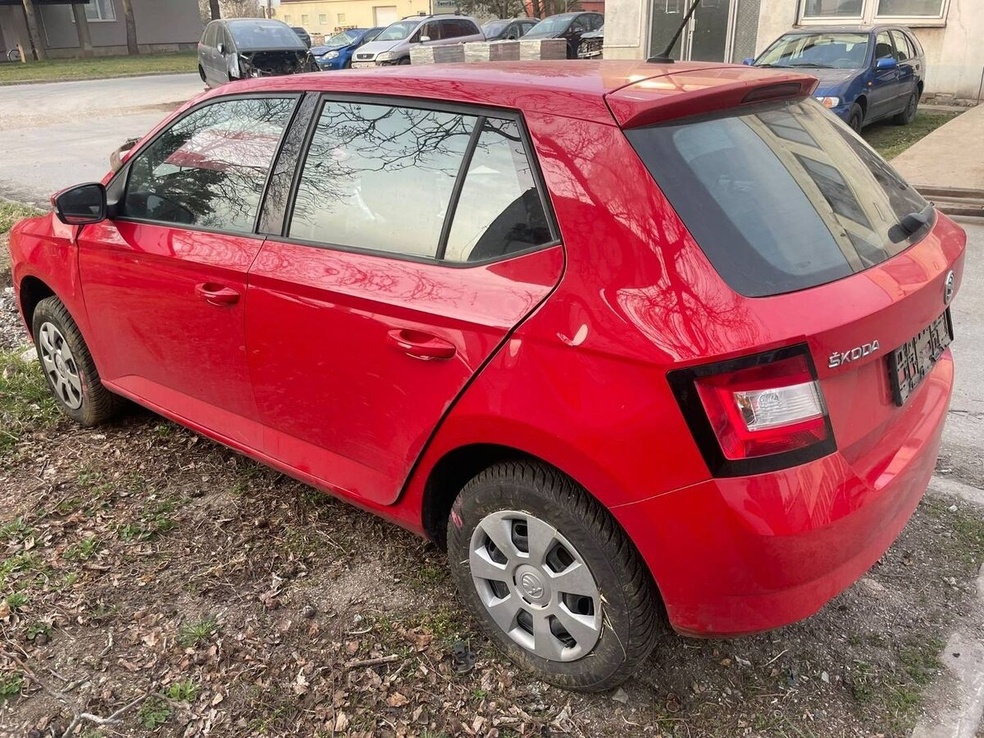 Rozpredám Škoda Fabia III HB combi benzín diesel