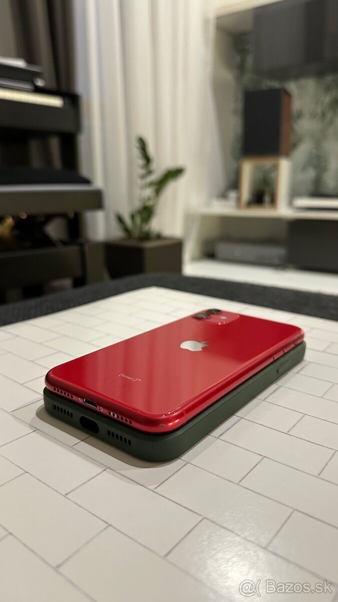 iPhone 11 128GB (PRODUCT RED) NOVÁ BATÉRIA