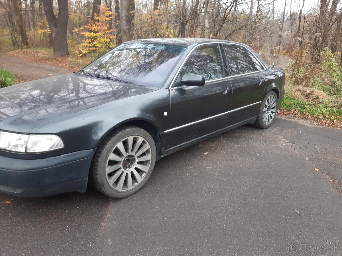 AUDI A8 4.2 220kw quattro tiptronic 1997..